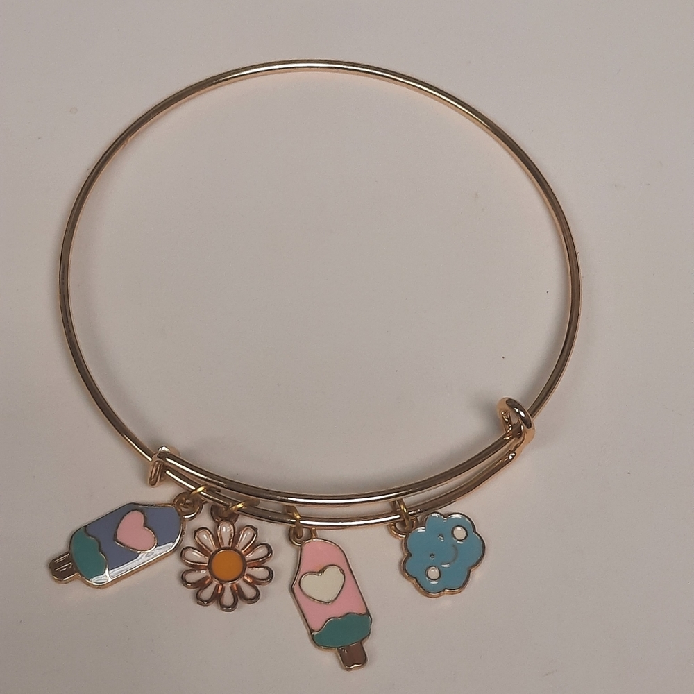 NEW Summer Fun / Ice Cream Charm Bracelet